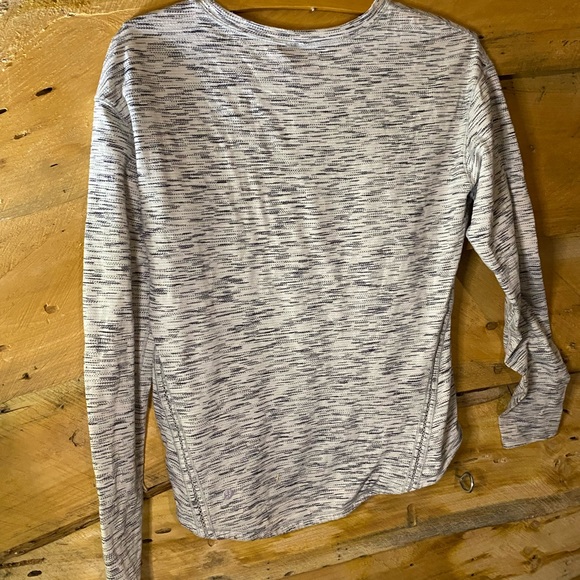 Lululemon Top long Sleeve Size 6 - Picture 3 of 4
